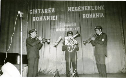 Remetei Zenei Est 1980-ban