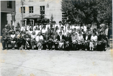 A VIII. D osztály ballagása 1994 júniusában